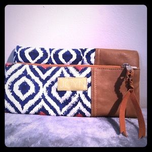 JOYN Handwoven Fold-over Clutch